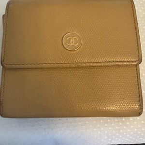 CHANEL Camel trifold Leather Wallet